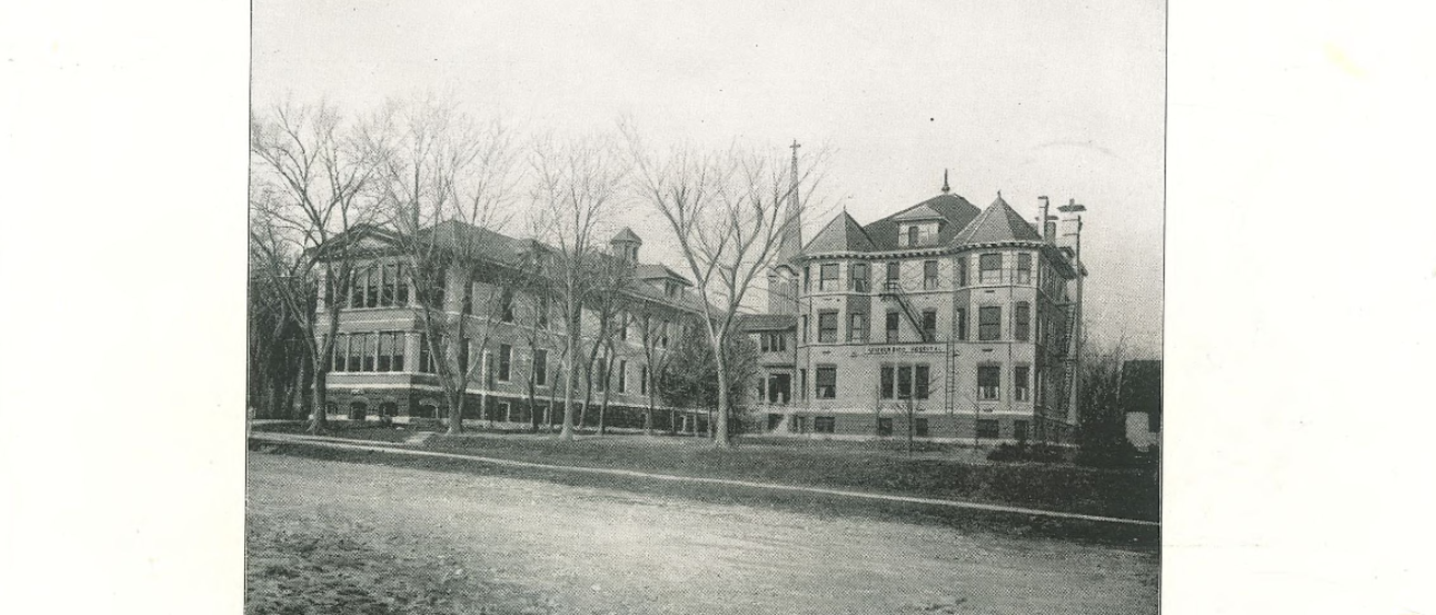 Black & White Picture of University Hospital, 1905